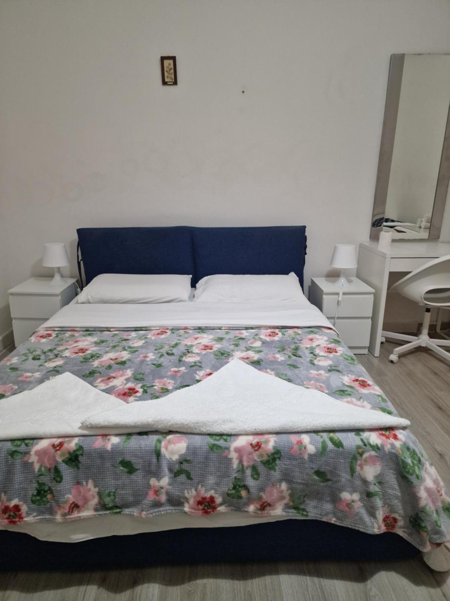 Appartement Nice In A Quiet In The City Center Milan